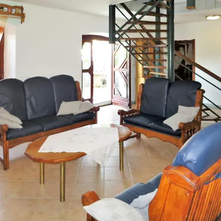 Holiday Haus Zid Marčana